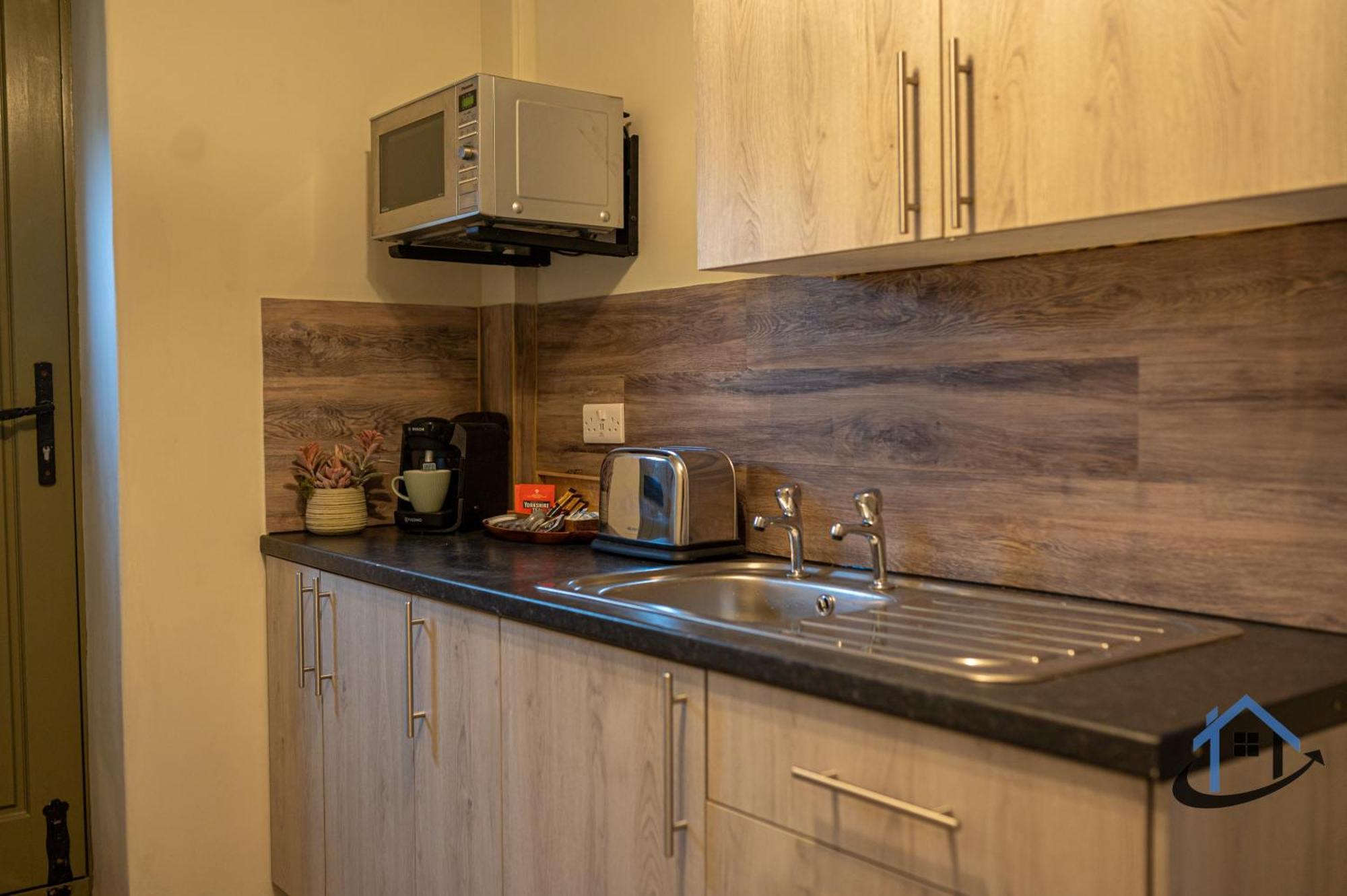 Stanwick Studio, Cosy Country Studio, Sleeps 4, Parking, Wifi Экстерьер фото